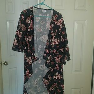 Lowest price! NWOT LARGE LULAROE SHIRLEY